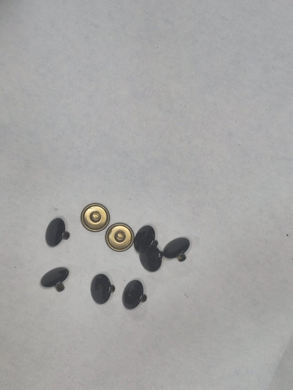 9/16 Inch Shiny Black Domed Snap Fastener Caps 3/8 Pin Length Lot of 9